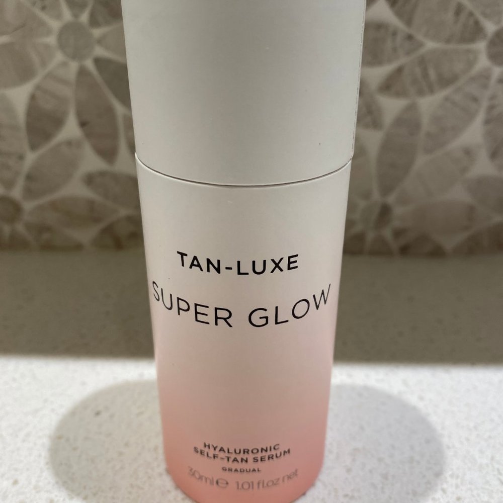Brand New Tan Luxe super glow self tan serum gradual. BOGO!